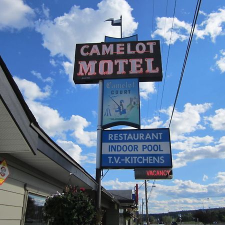 Camelot Court Motel 乔治王子城 外观 照片